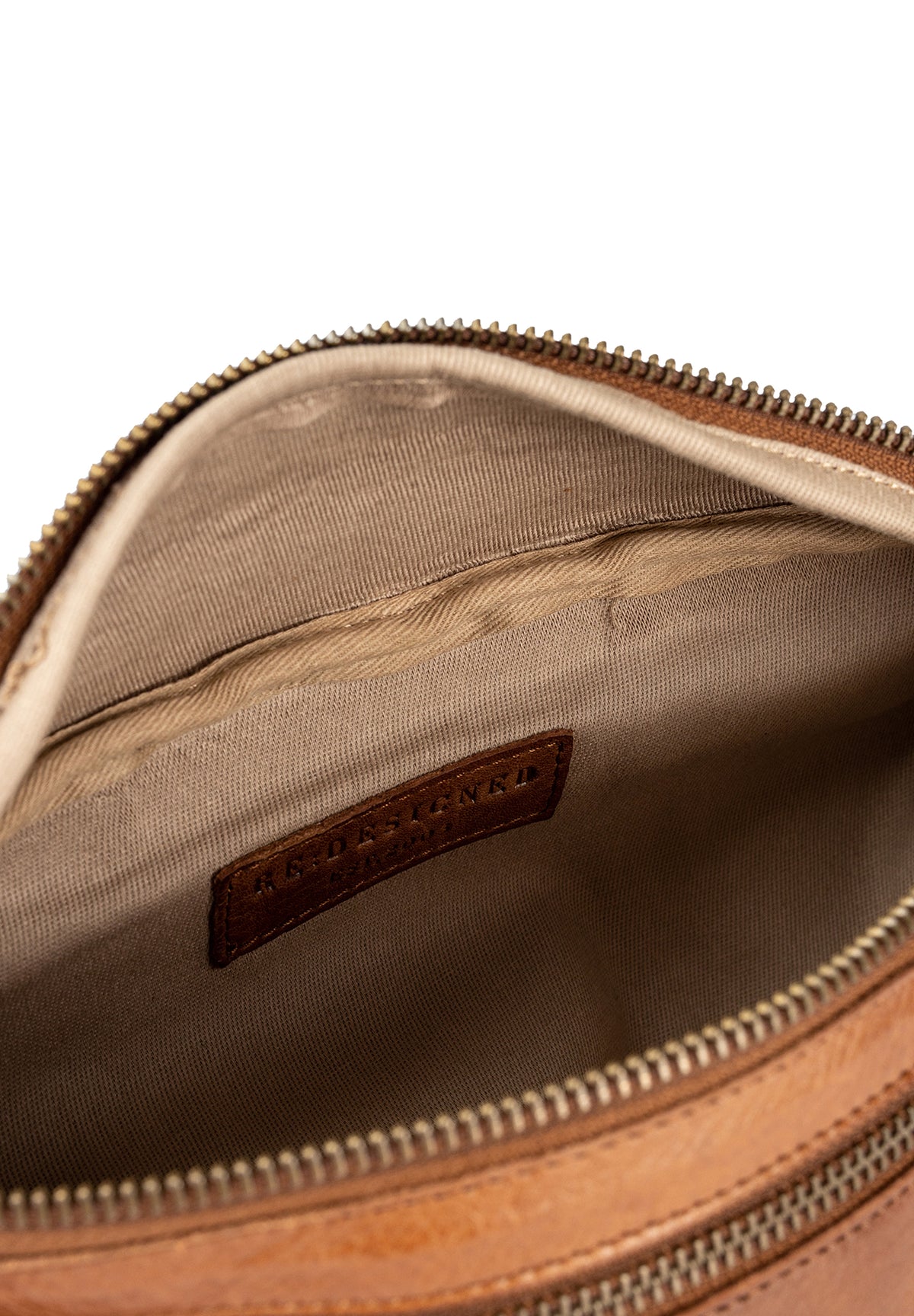 FAUST URBAN WALNUT