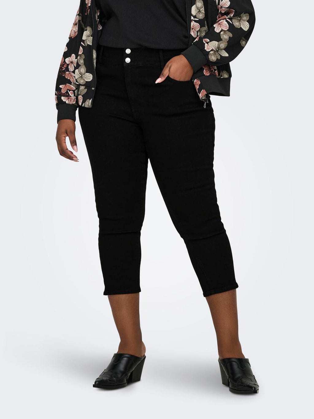 CARCRUZ Denim Capri