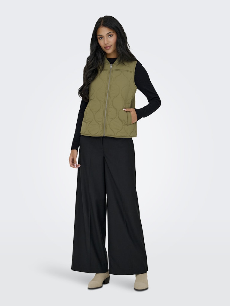 RAYA QUILT VEST ELM VEST Capers