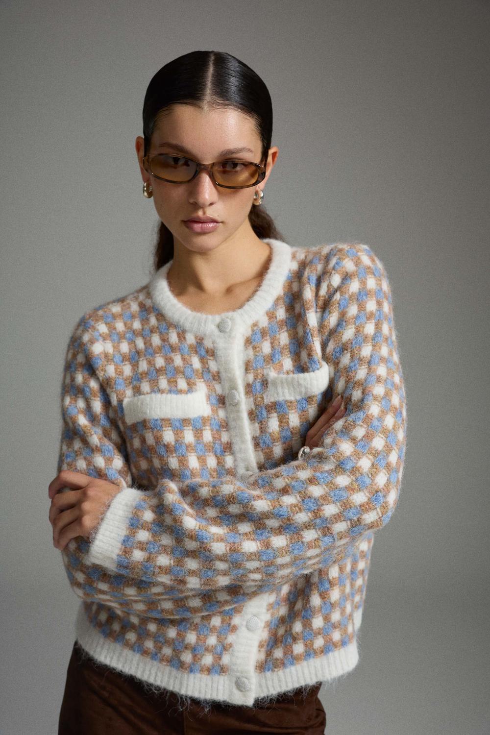 Vialdis O-Neck Knit Cardigan