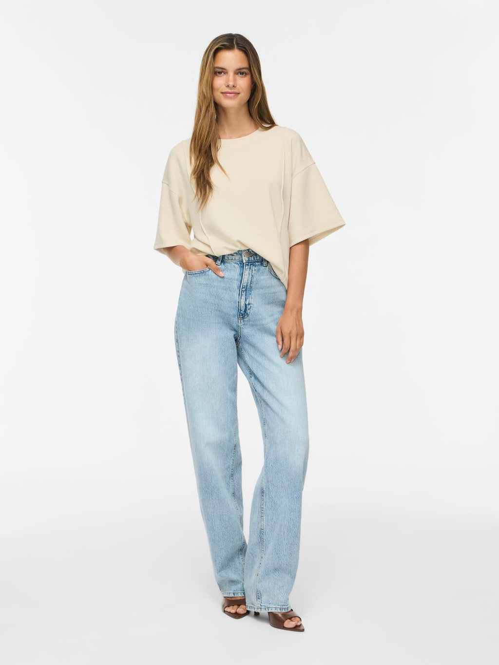 Vitelana O-Neck 2/4