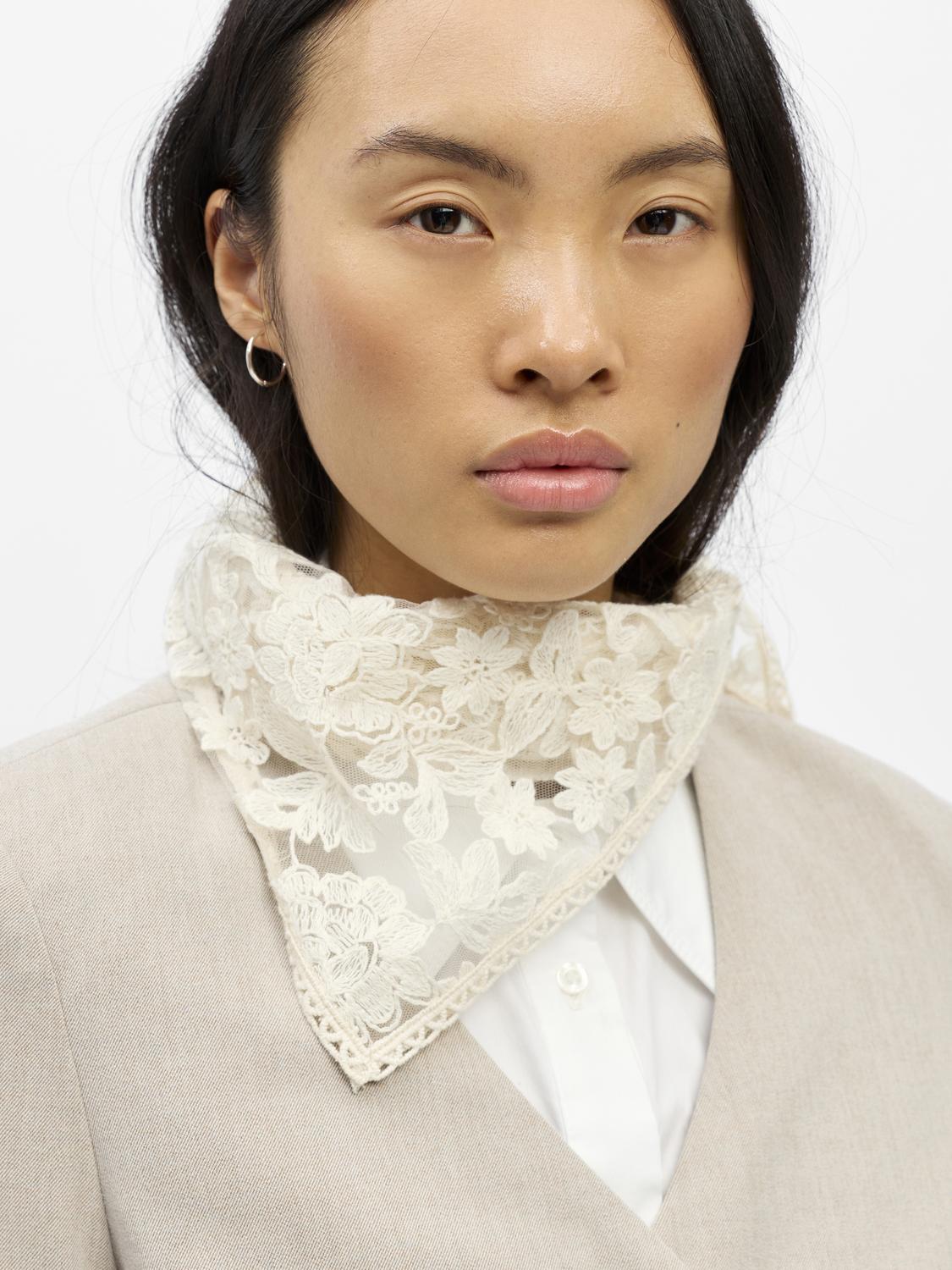 Objalice Lace Scarf
