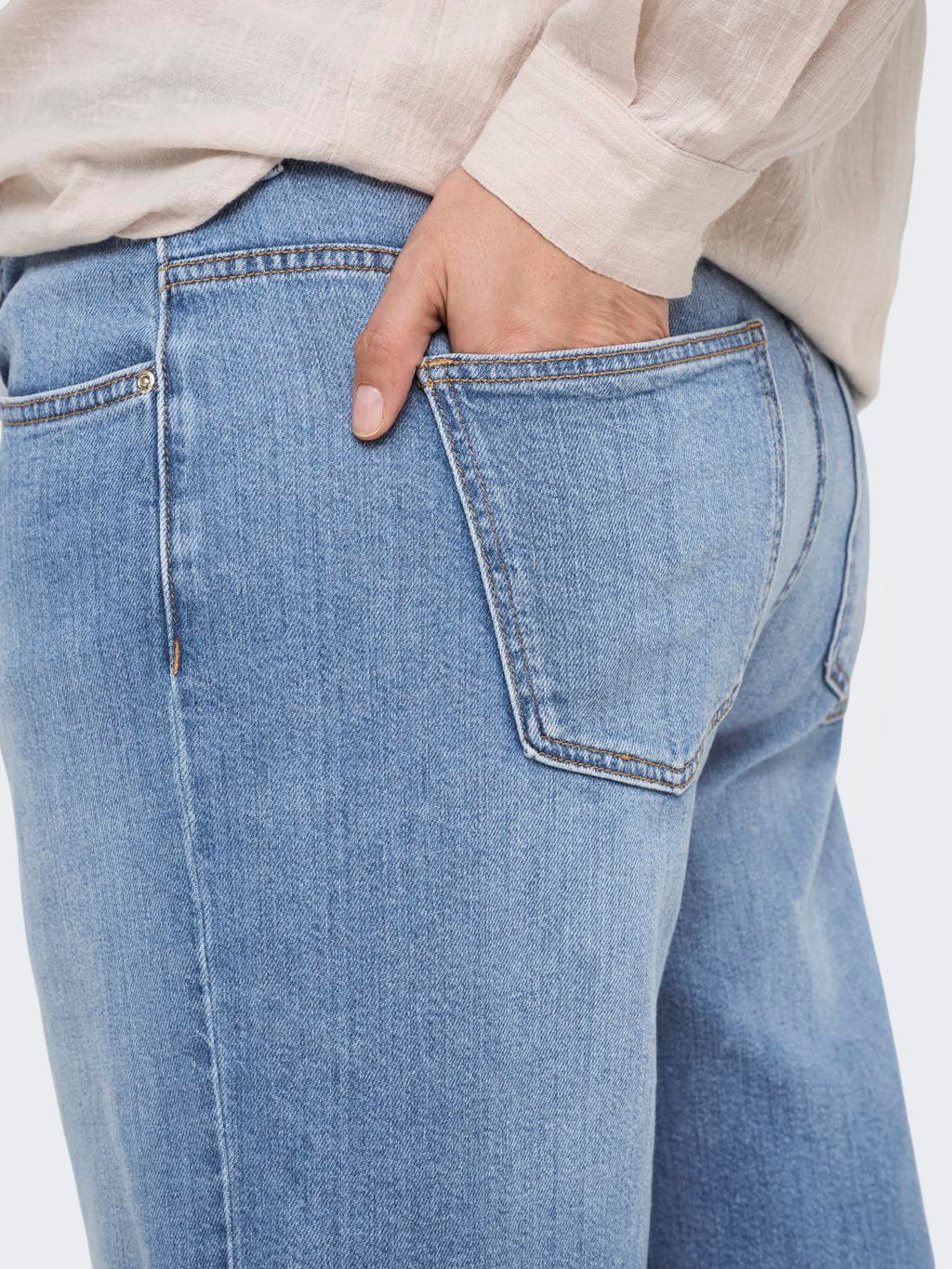CARSONNY HW WIDE SHORTS LIGHT