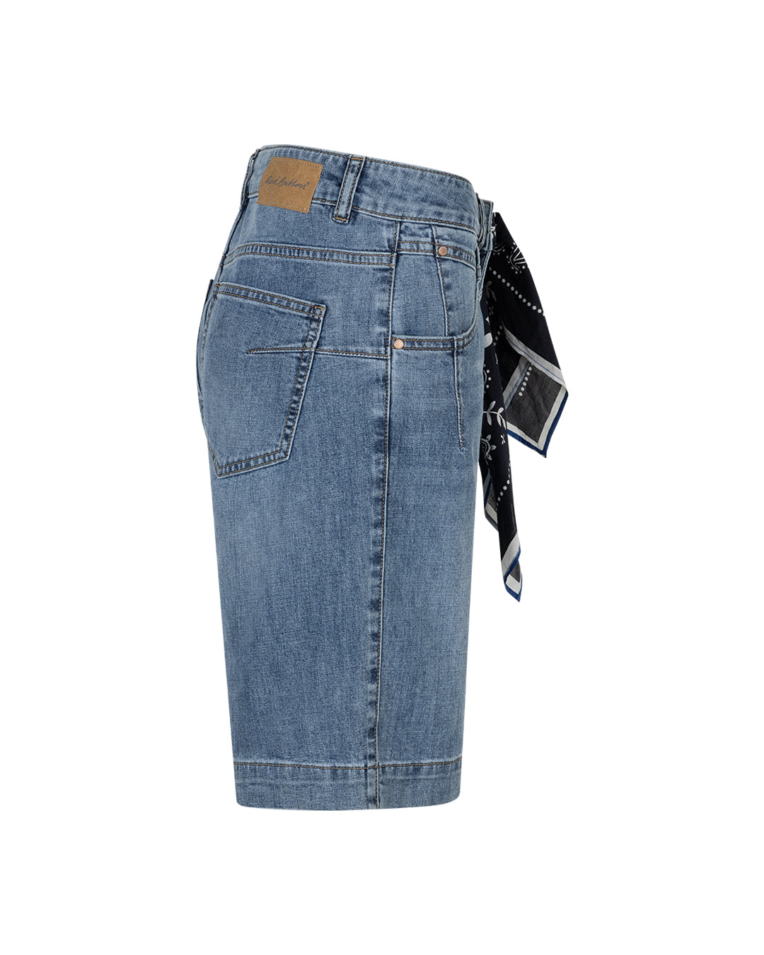 KATE BERMUDA & SCARF STONE USE