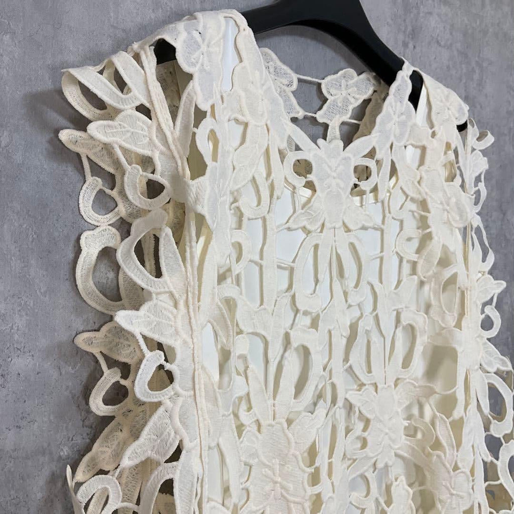 GUDRUN LACE TOP