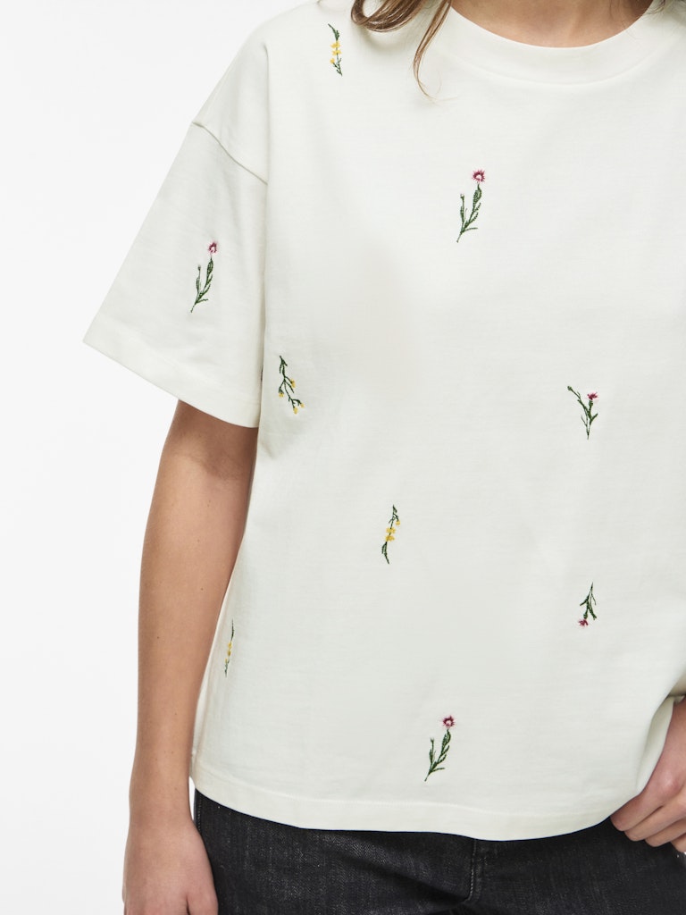 VIMONIE TEE WHITE AOP FLOWER