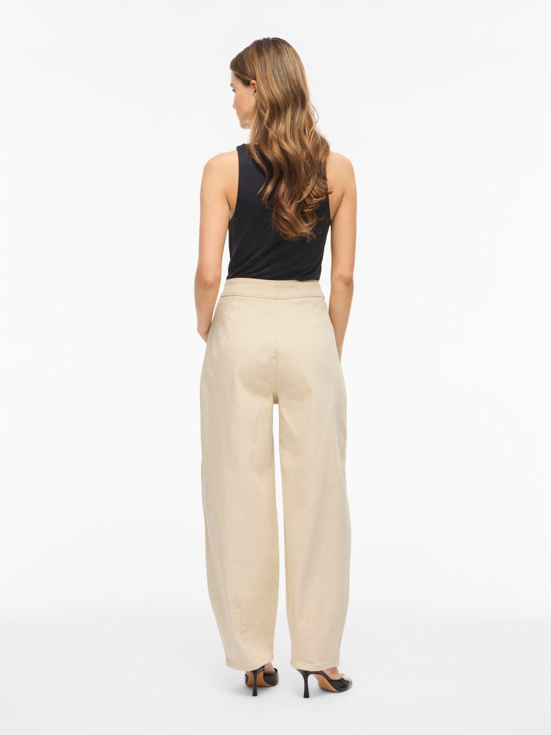 Vichia Hw Barrel Jeans