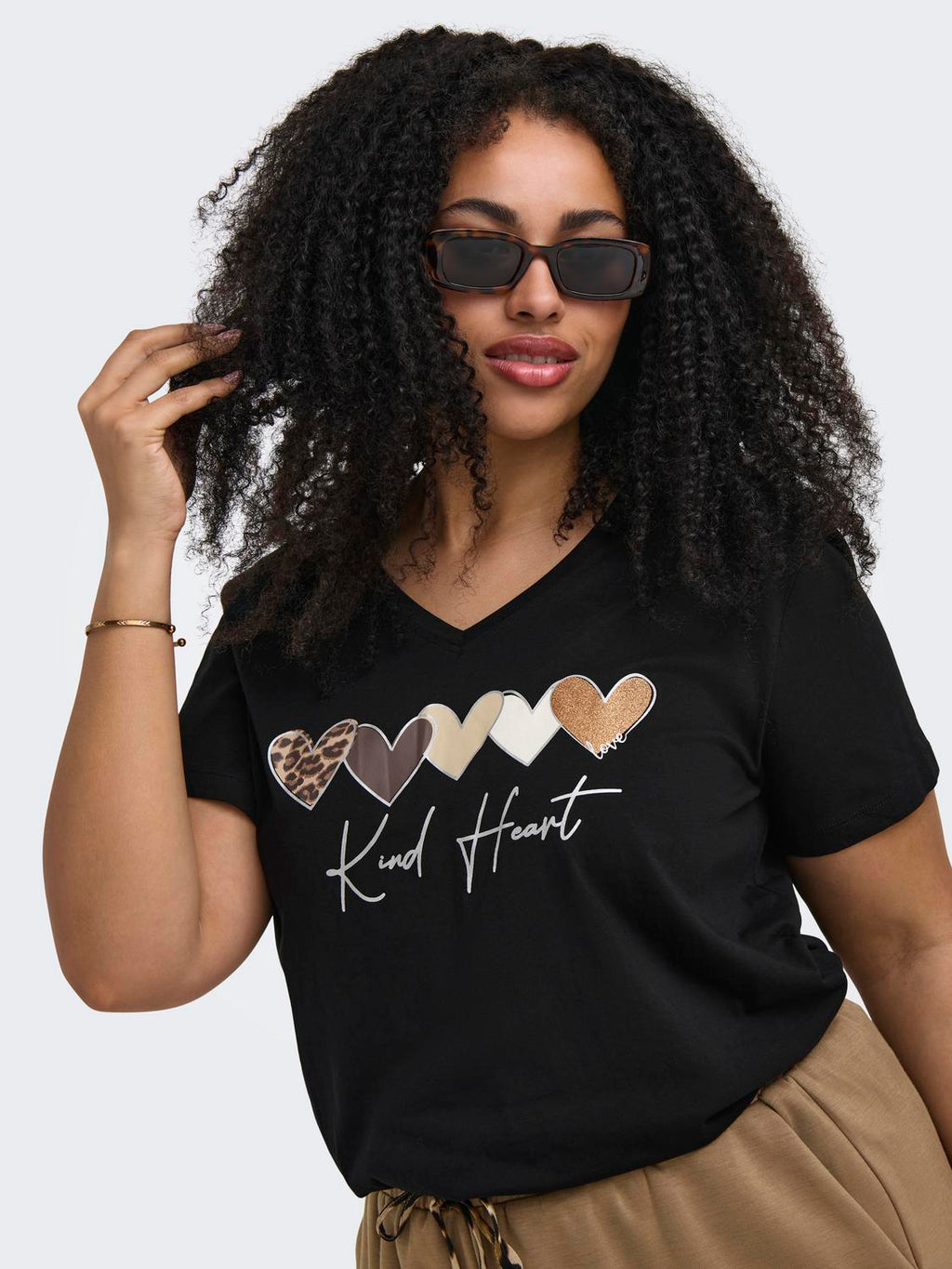 Carmaebell S/S V-Neck Reg Tee