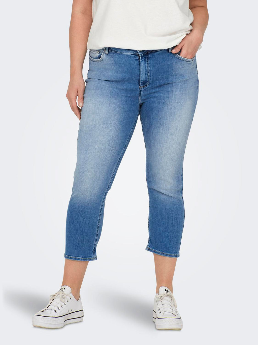 CARWILLY DENIM CAPRI PLUS