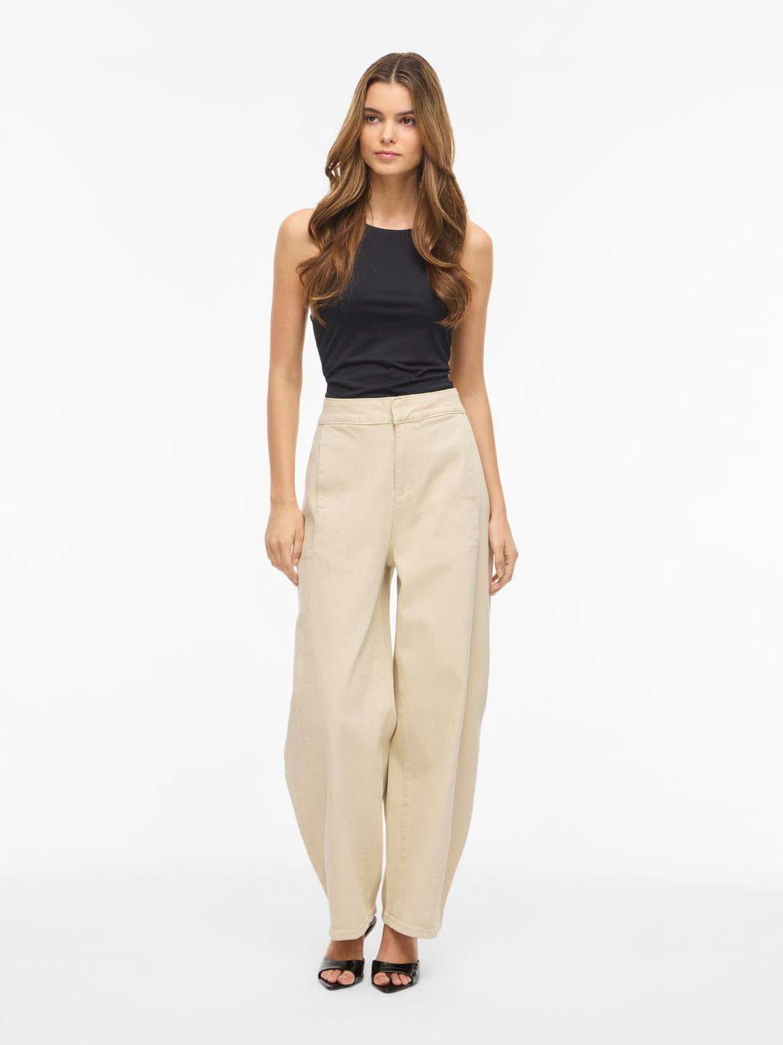 Vichia Hw Barrel Jeans