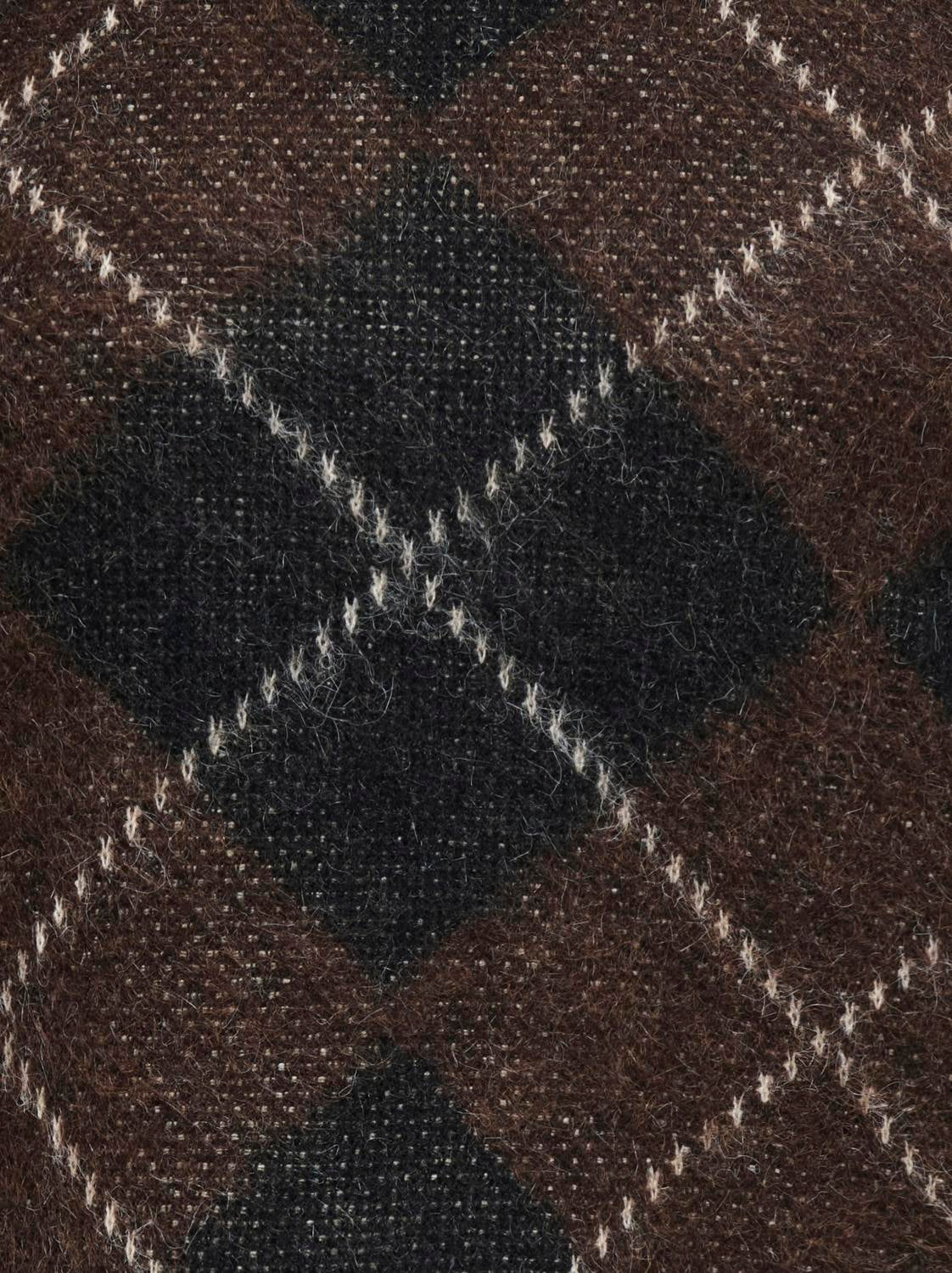 Carnoeme Pattern O-Neck