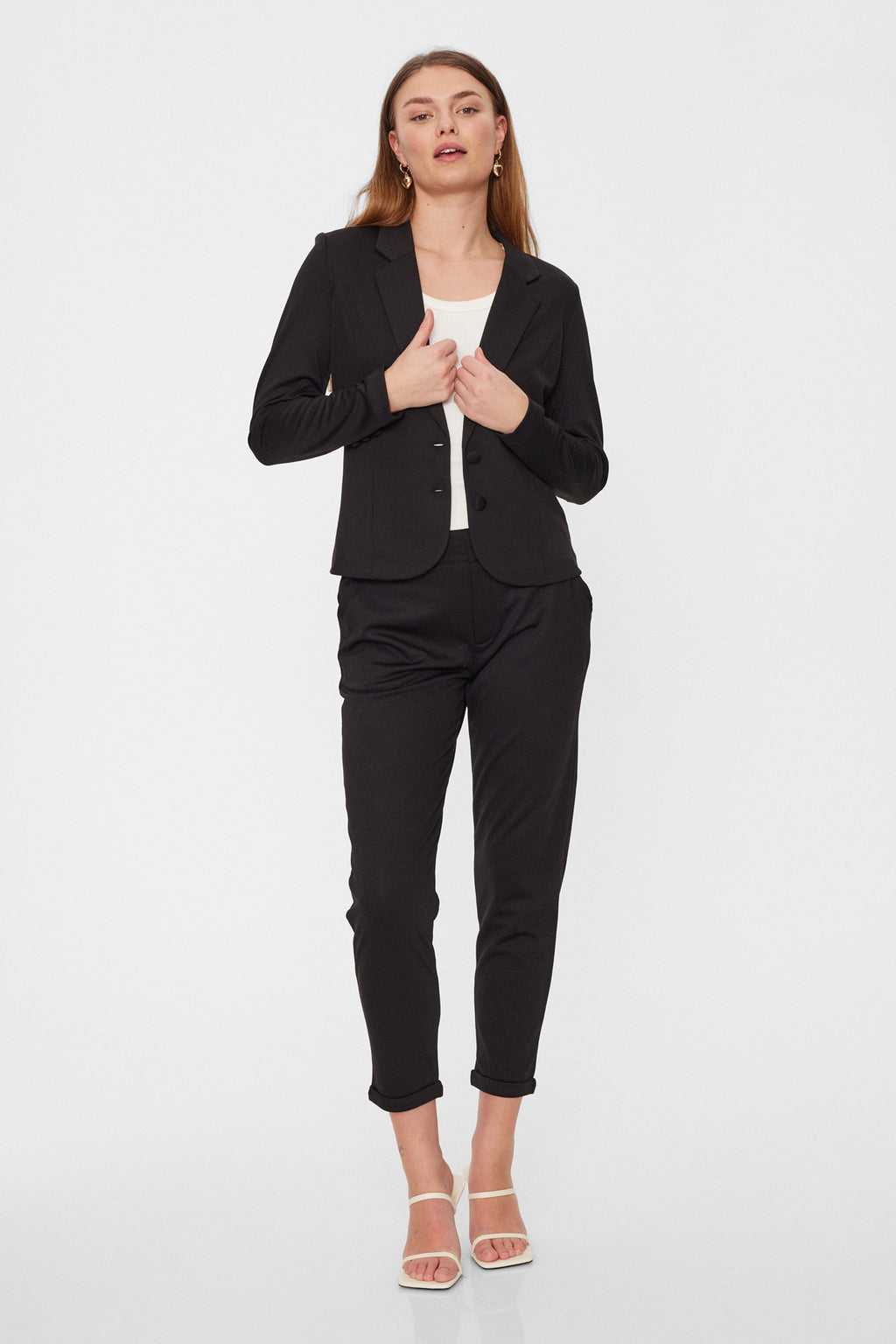 FQNANNI - FIGURSYET BLAZER - SORT