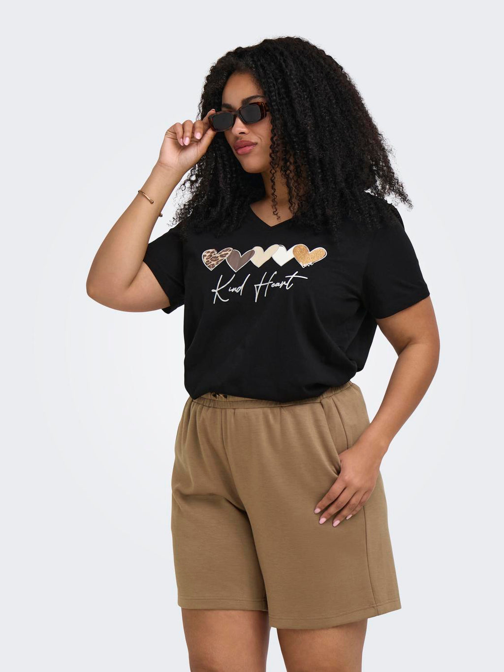Carmaebell S/S V-Neck Reg Tee